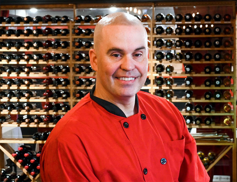 Attilio, The Cast Iron Chef, has spent 24 years honing his culinary talents. In addition to creating new menu items, Attilio brings his passion for the American traditional menu of steaks. His specialty, the 