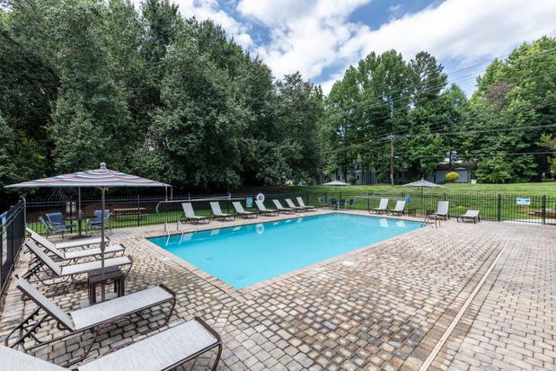 Images Waters Edge Apartment Homes
