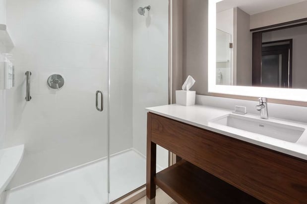Images Hampton Inn by Hilton Nashville Airport Century Place