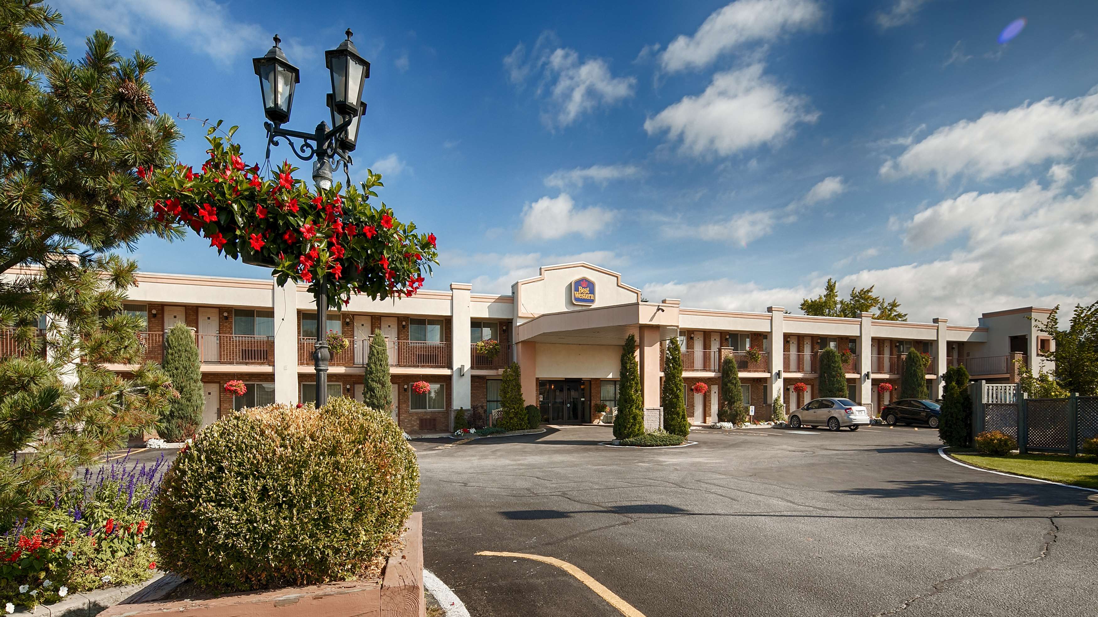 Best Western Halton Hills - 365 Guelph St, Georgetown, ON | n49.com