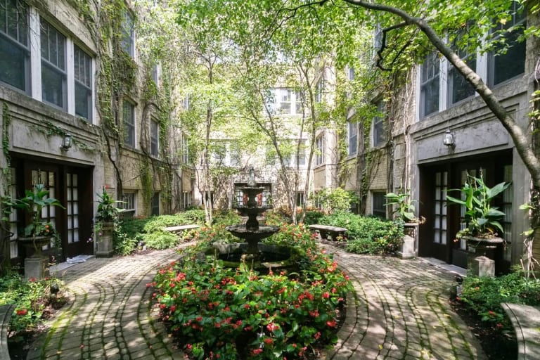 Images The Bryant at Oak Park I & II Apartments