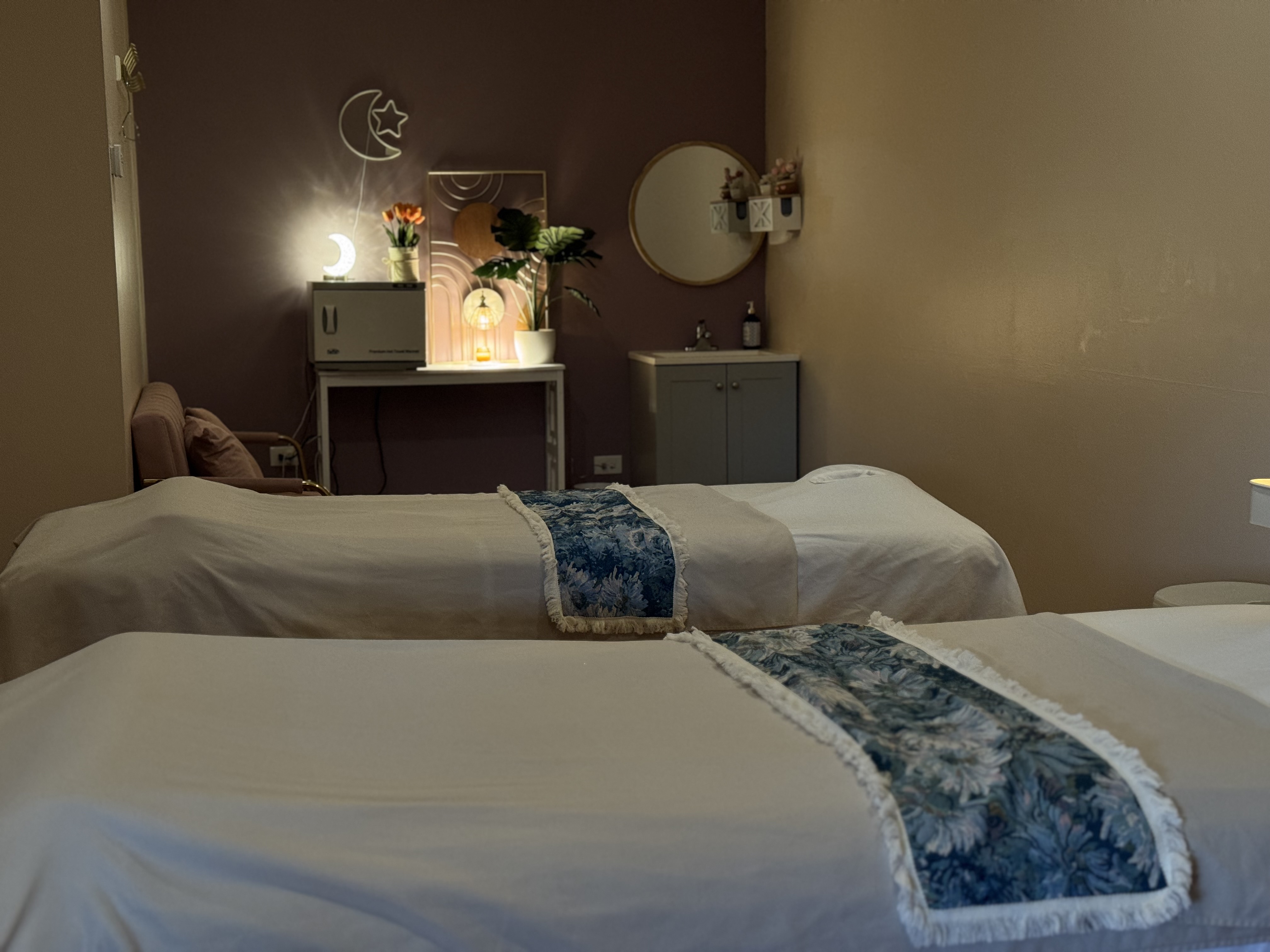 Couple Massage Suite