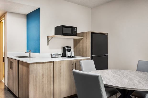 Images Holiday Inn Express & Suites Birmingham-Irondale (East) by IHG