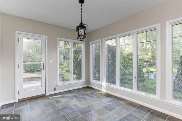 Images Jim Bim of Winning Edge Real Estate