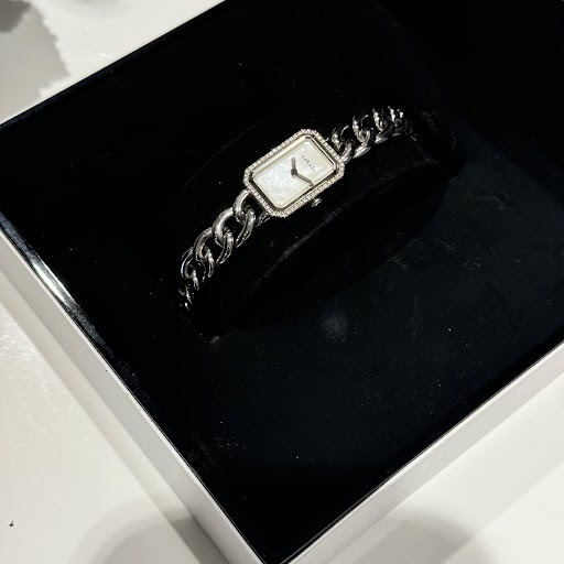 Images 買取専門店  KOMEHYO  (コメ兵)  広島三越