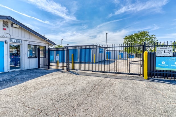 Images SmartStop Self Storage