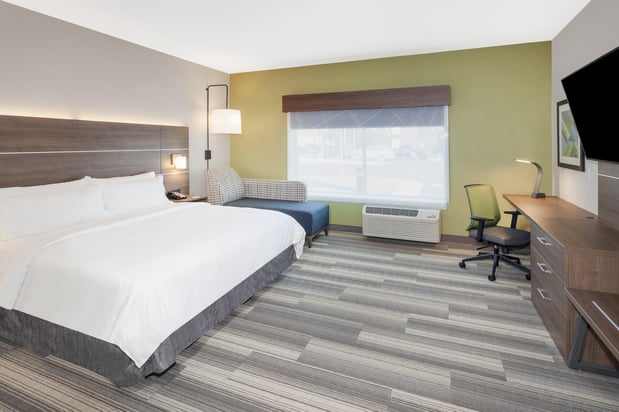 Images Holiday Inn Express & Suites Hudson I-94 by IHG