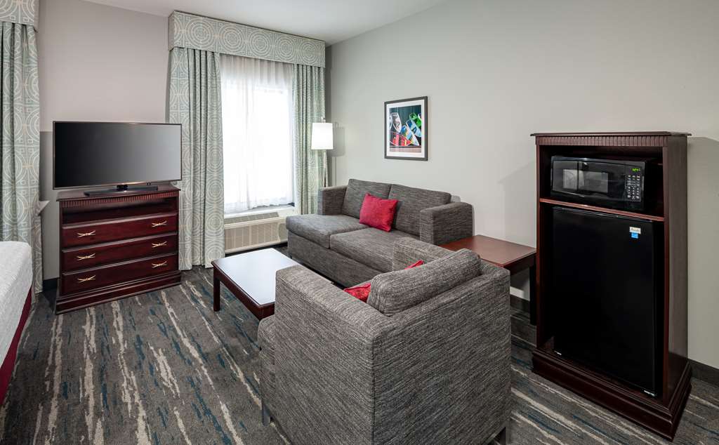 Guest room