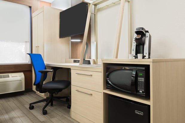 Images Holiday Inn Express & Suites Nearest Universal Orlando by IHG