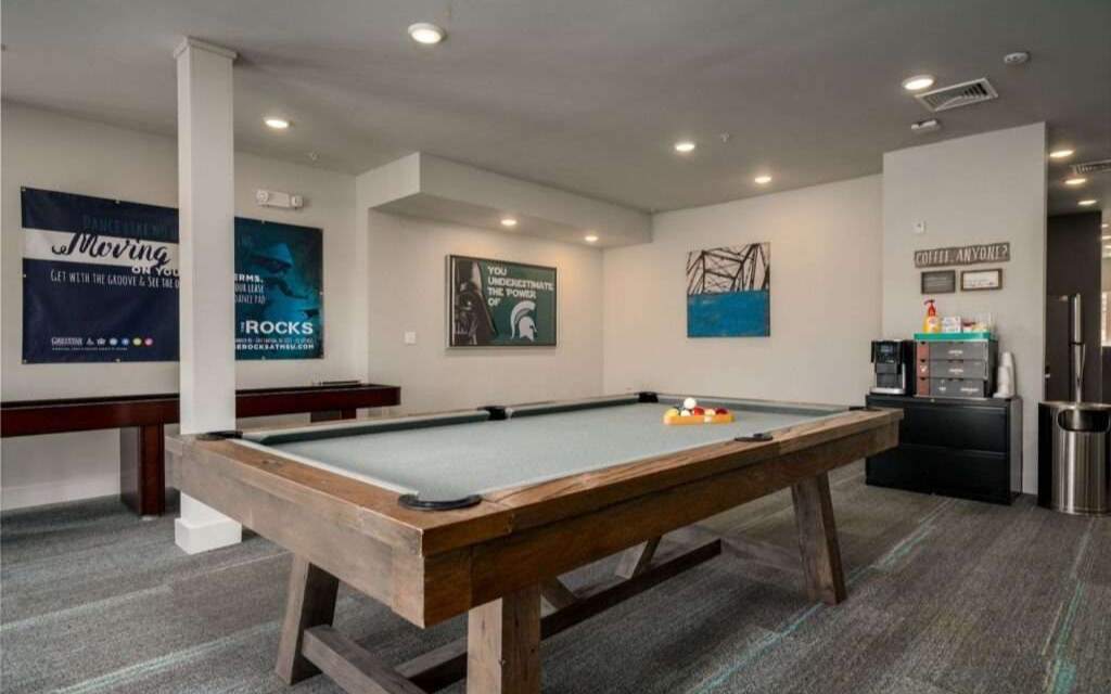24-Hour Clubroom with Lounge, Study, & Billiards Areas