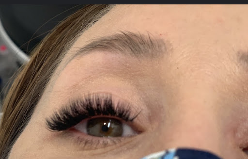 Images Adri Glamour Lashes
