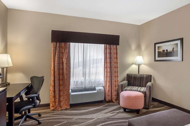 Images Best Western Plus Lake Jackson Inn & Suites
