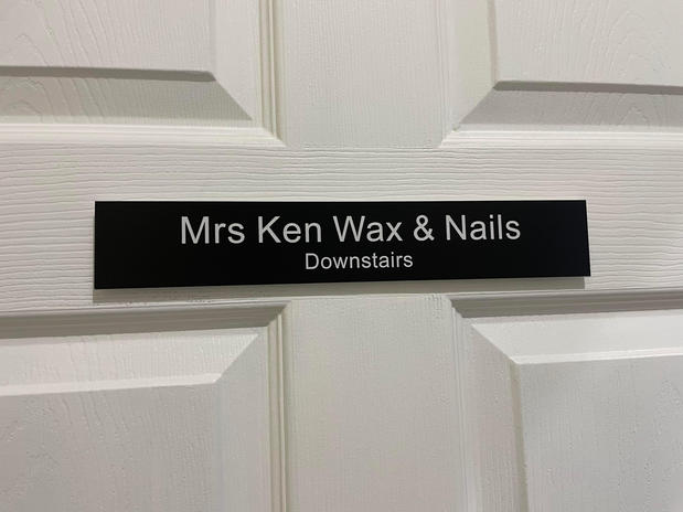 Images Mrs. Ken Wax & Nails
