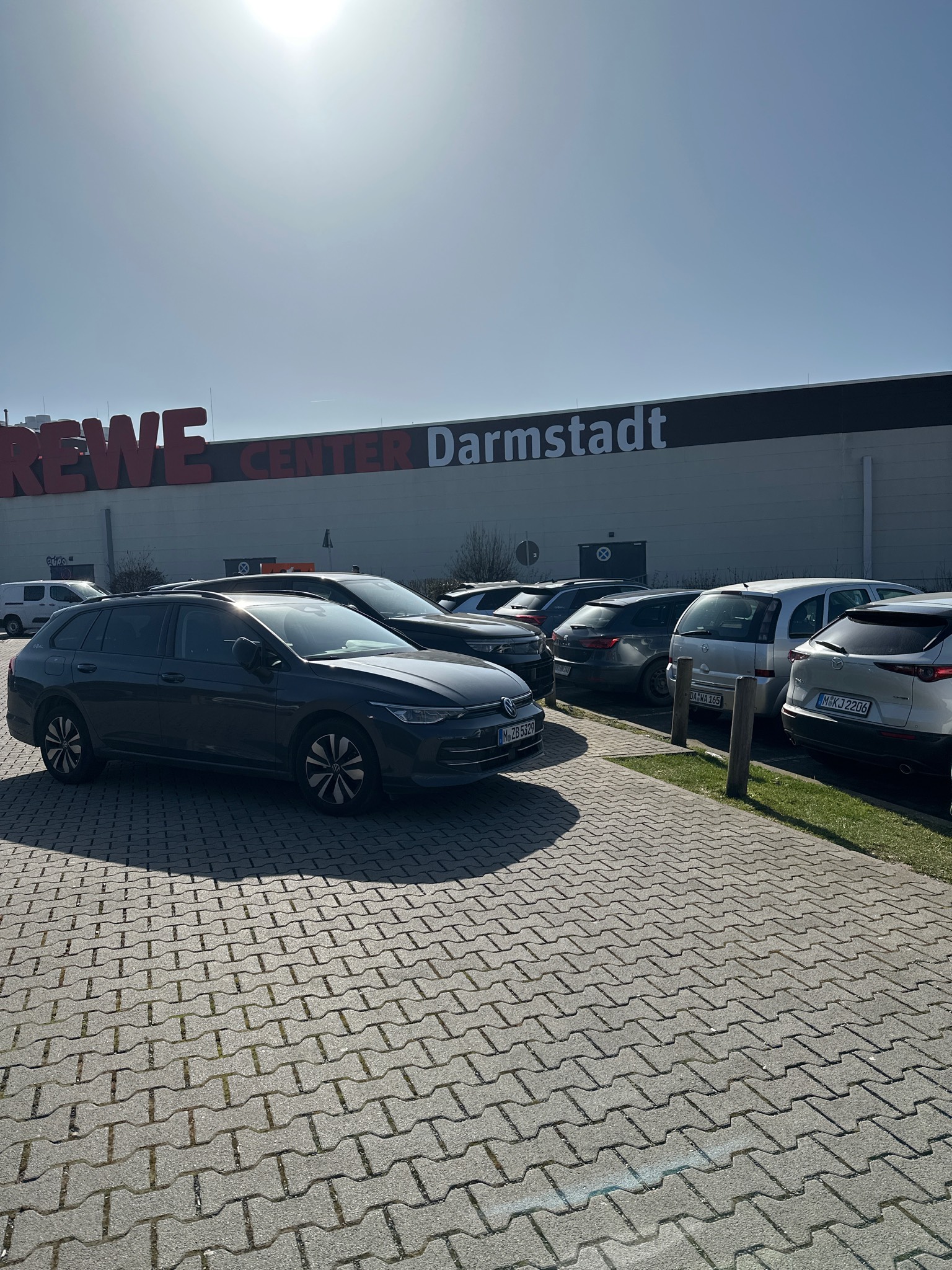 SIXT Autovermietung Darmstadt, Leydheckerstr. 20 in Darmstadt