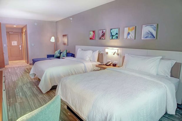 Images Hilton Garden Inn Tampa-Wesley Chapel