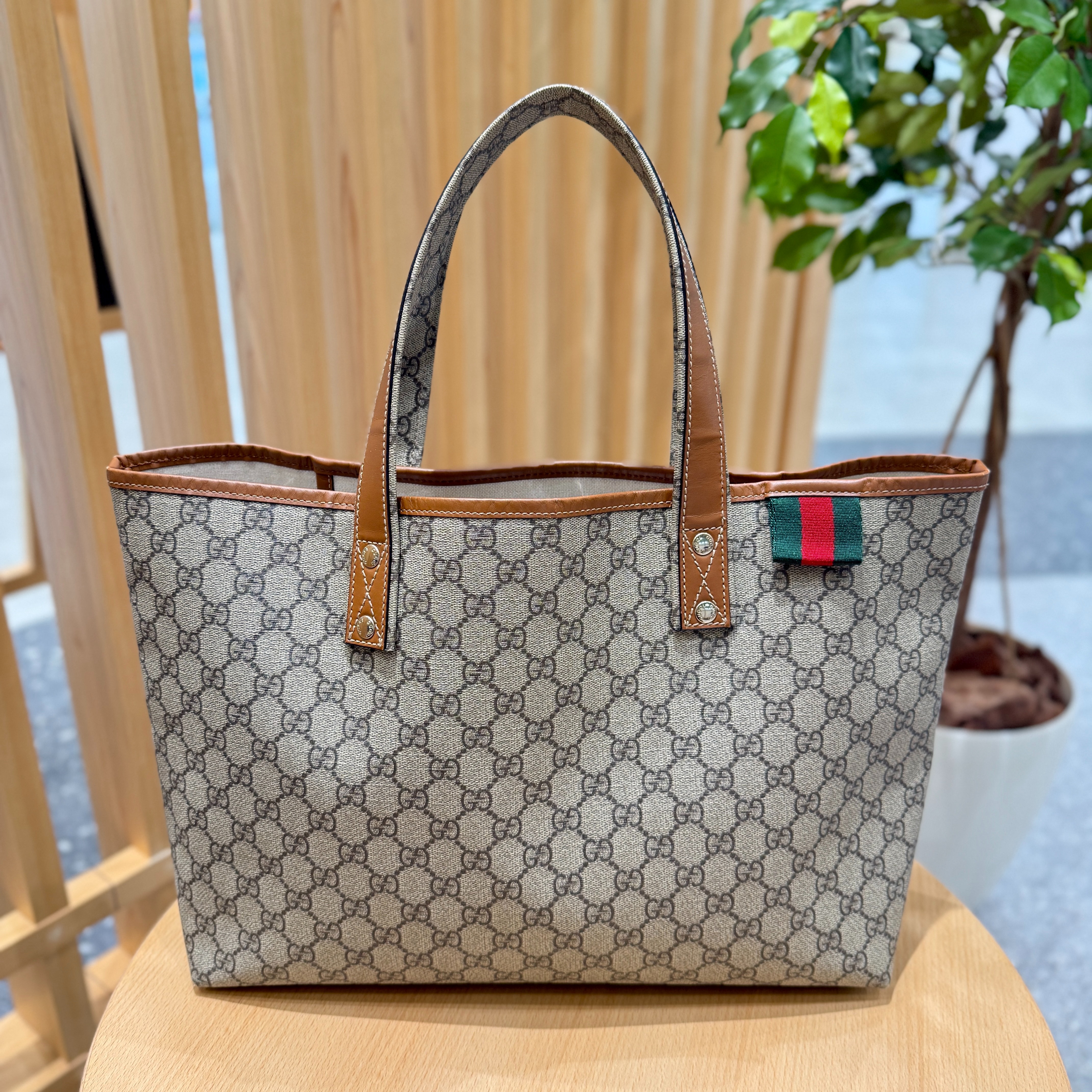 Images KOMEHYO（コメ兵）買取センタープリコ六甲道