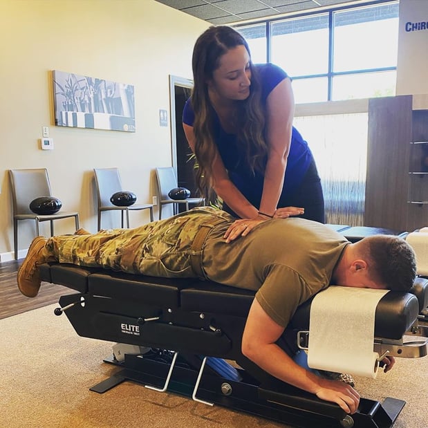 Images 100% Chiropractic - Monument