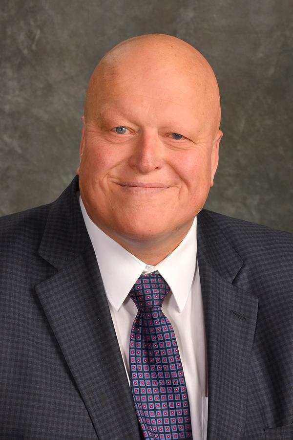 Edward Jones - Financial Advisor: Peter C Schenk, DFSA™ Kingston (613)384-7114