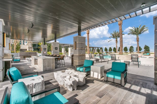 Images The McKinley at Memorial City