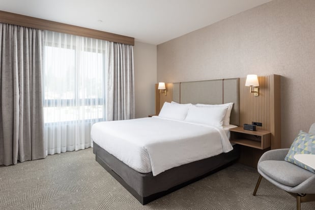 Images Holiday Inn & Suites Monterey Park - Los Angeles by IHG