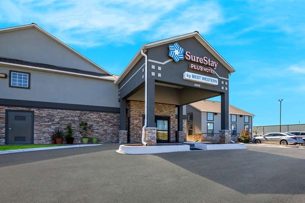 Images SureStay Plus by Best Western Tulsa East