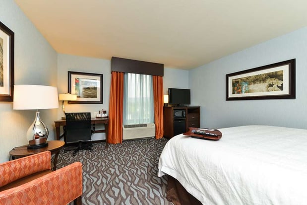 Images Hampton Inn Corning/Painted Post