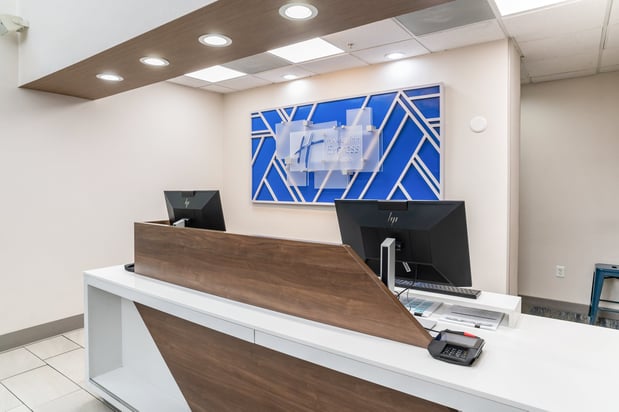 Images Holiday Inn Express & Suites San Diego Otay Mesa by IHG