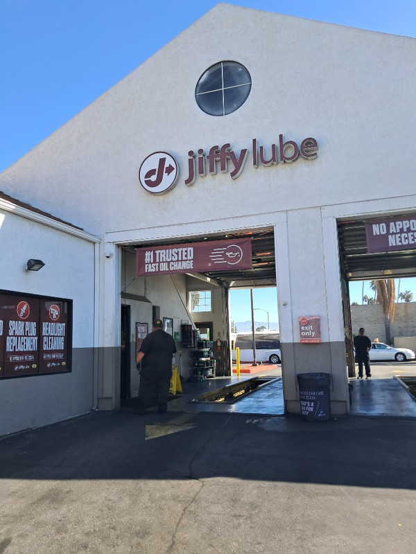 Jiffy Lube Image