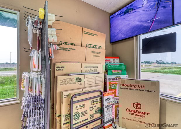 Images CubeSmart Self Storage