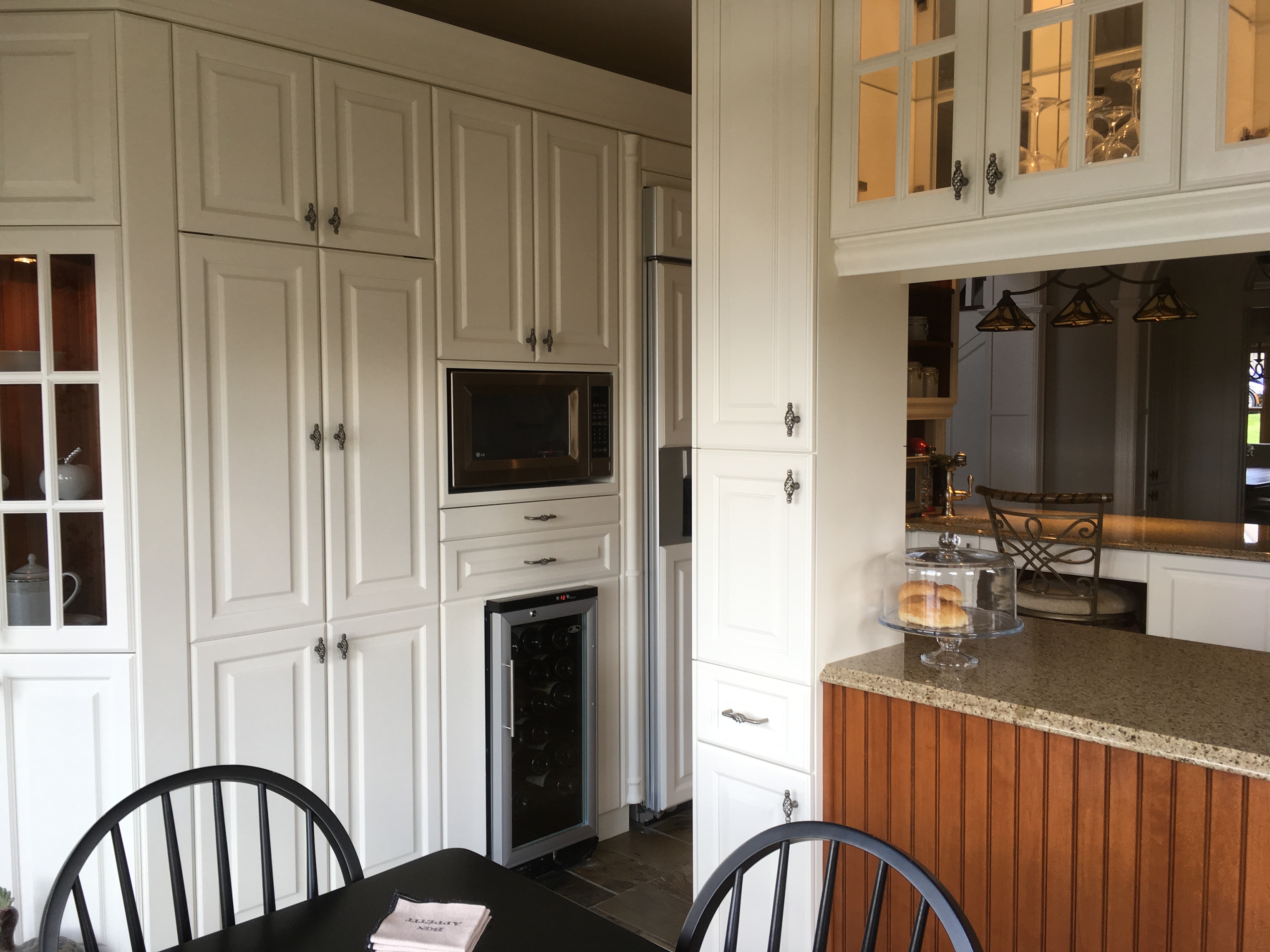 Images Finition Jaro | Spécialiste en relooking et rénovation de cuisines | Estrie