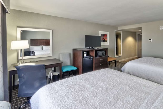Images Hampton Inn & Suites Albuquerque Airport