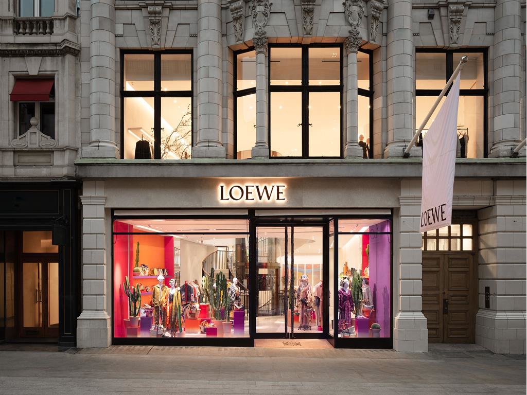 CASA LOEWE London