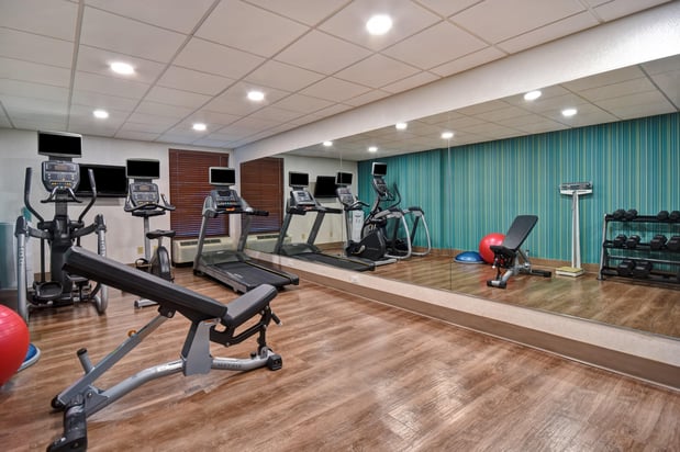Images Holiday Inn Express & Suites Houston Memorial - City Centre by IHG