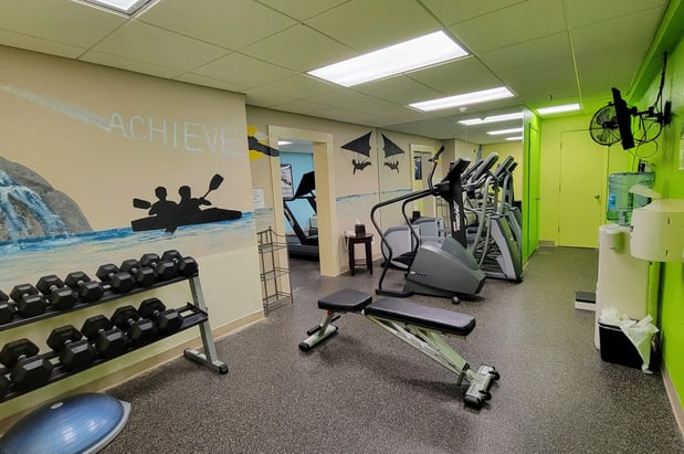 Images Holiday Inn St. Petersburg N- Clearwater by IHG