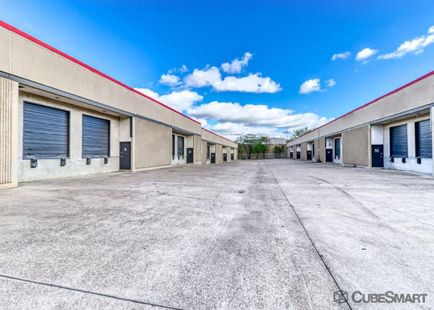Images CubeSmart Self Storage