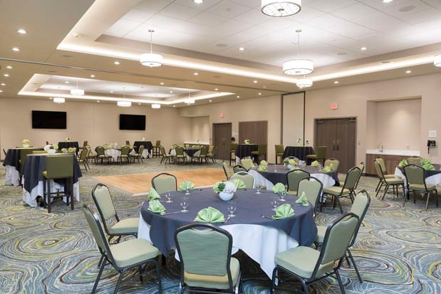 Images Hilton Garden Inn Grand Rapids East