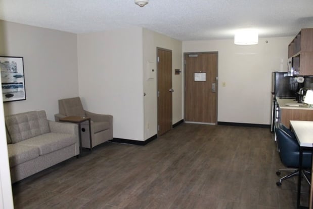 Images Candlewood Suites Southfield - Detroit by IHG