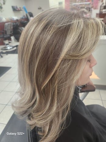 Images Lucy's Salon