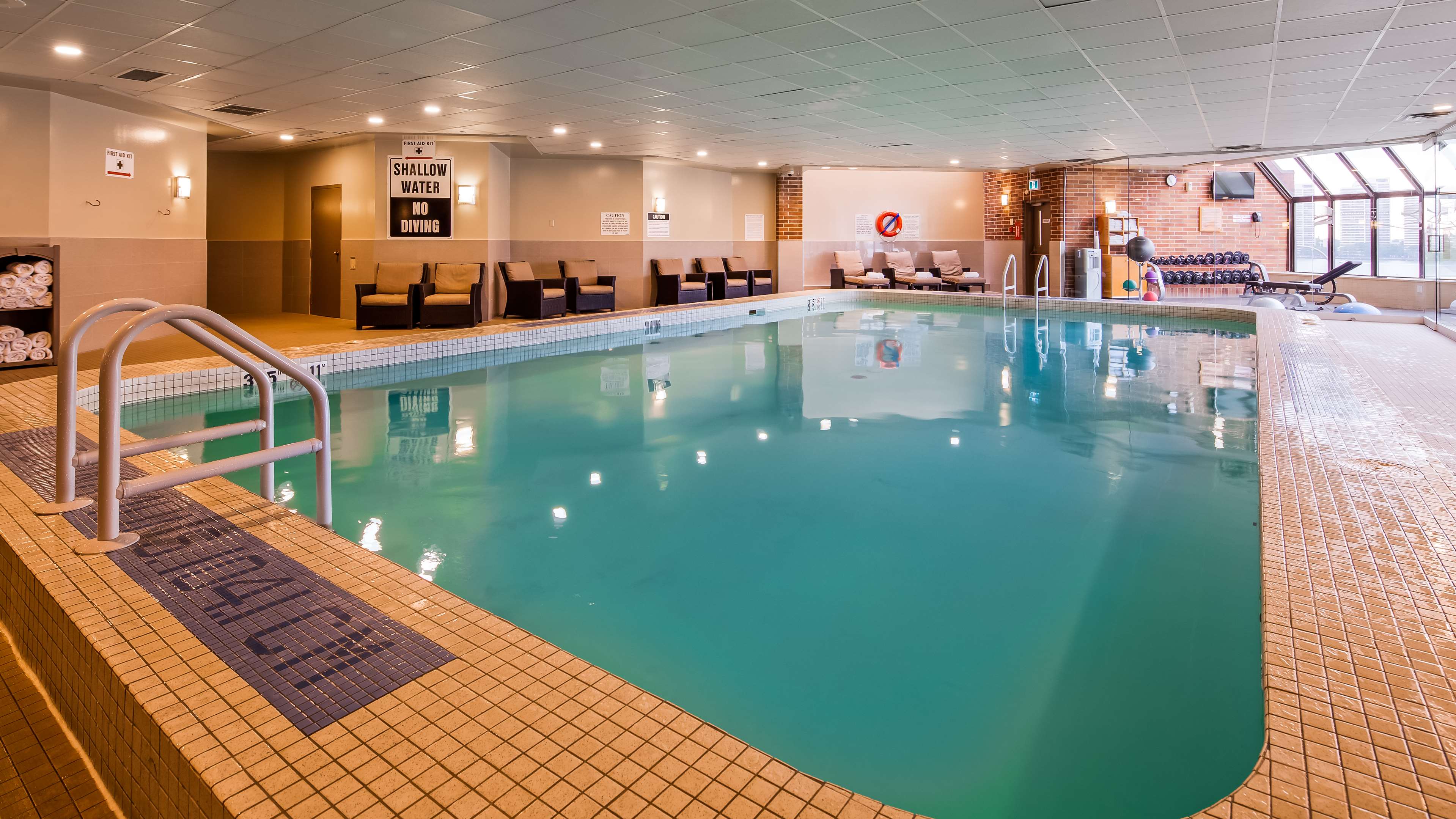 Best Western Plus Waterfront Hotel, Windsor ON | Ourbis