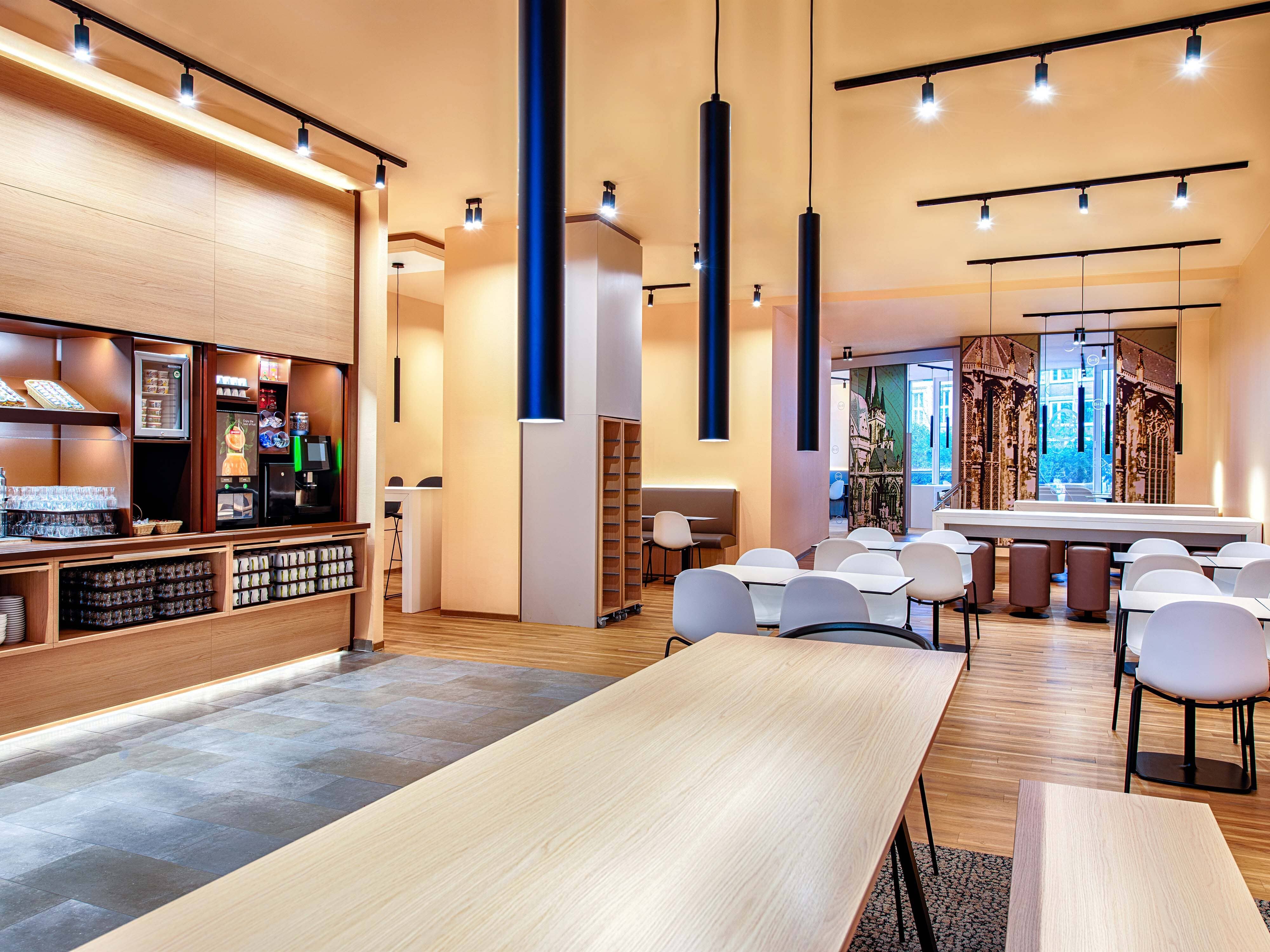 Bilder B&B HOTEL Aachen-City