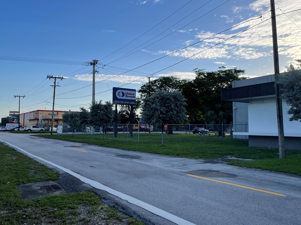 Images United Rentals - Power & HVAC