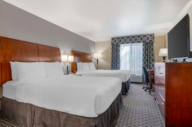 Images Best Western Plus Marina Shores Hotel