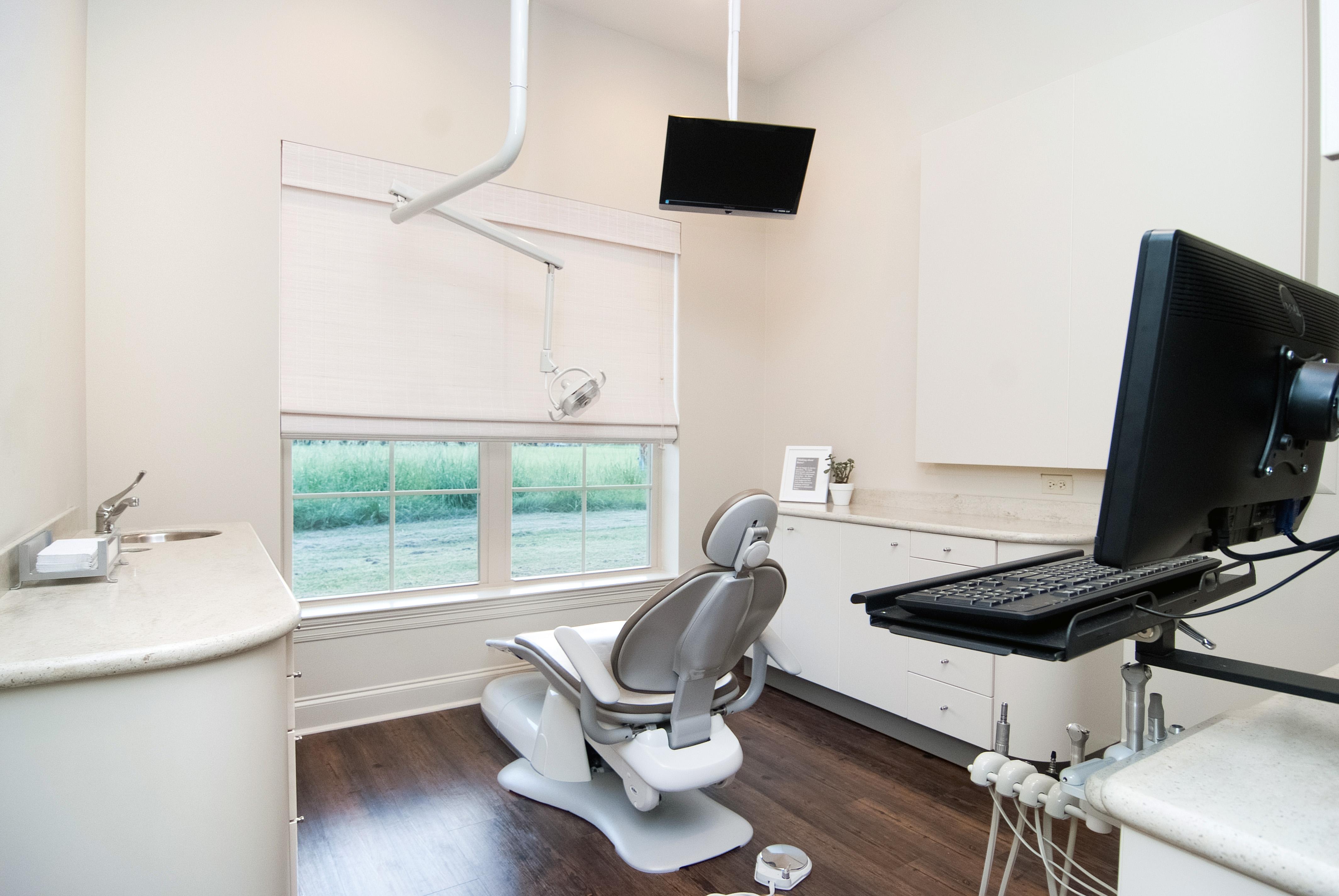 Exam room of Lamendola Dentistry | Gonzales, LA