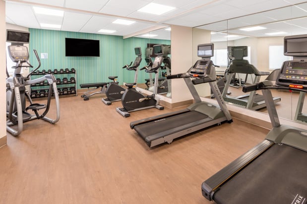 Images Holiday Inn Express & Suites Colorado Springs Airport by IHG