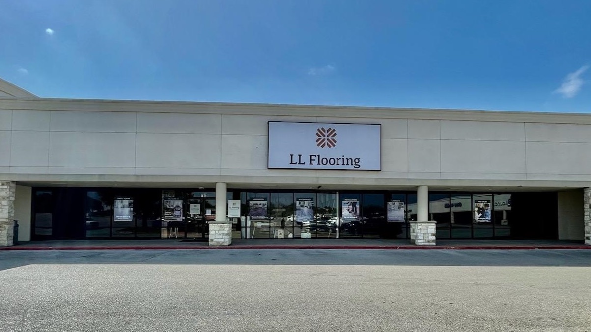 LL Flooring #1427 College Station | 1140 Harvey Road | Storefront