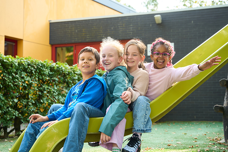 Foto's Humankind - BSO De Menkotoren