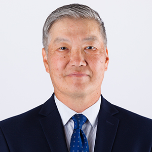 Jimi Kim, MBA-MIM - Old National Wealth Advisors, Wealth Advisor, VP | MBA-MIM in Zionsville,IN professional headshot