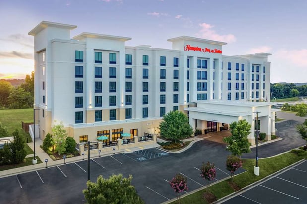 Images Hampton Inn & Suites Chattanooga/Hamilton Place
