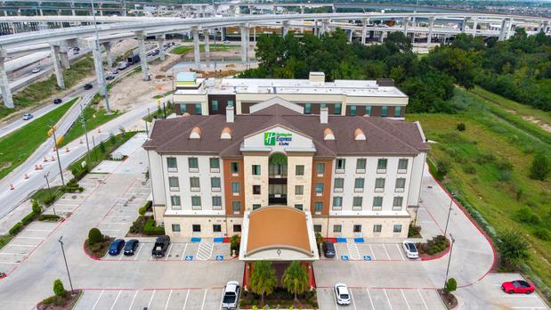 Images Holiday Inn Express & Suites Houston South - Pearland by IHG