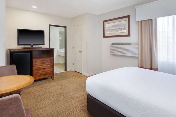 Images Best Western Red Hills